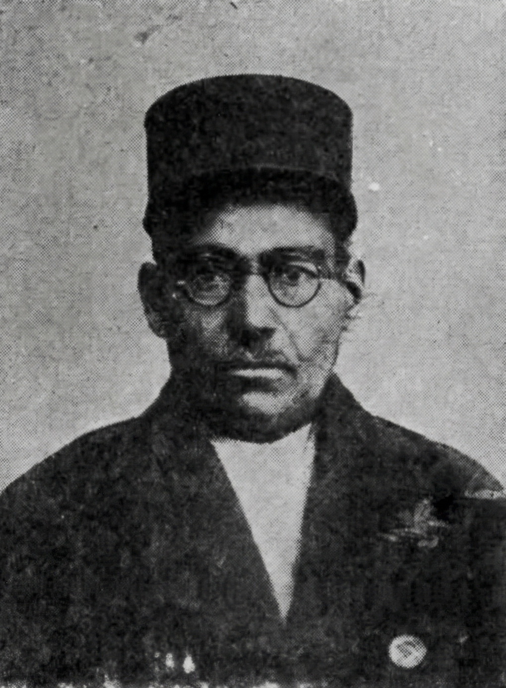 حسن وحید دستگردی