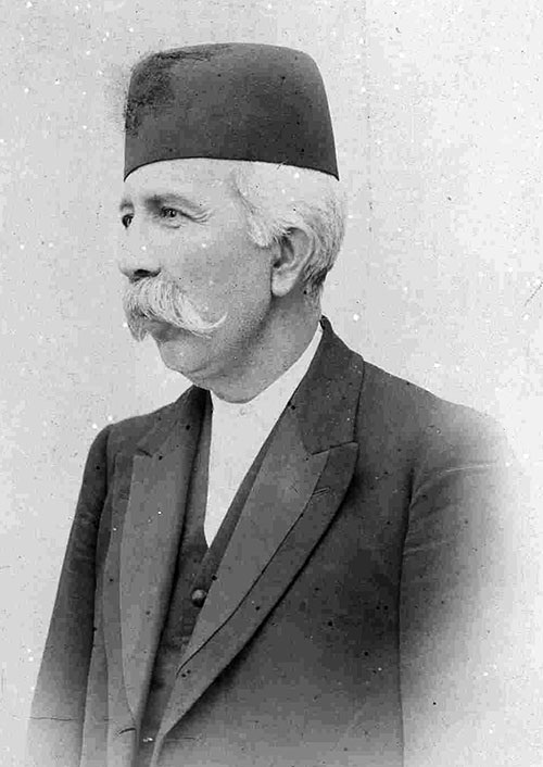 حسن مستوفی‌الممالک (رئیس انجمن)