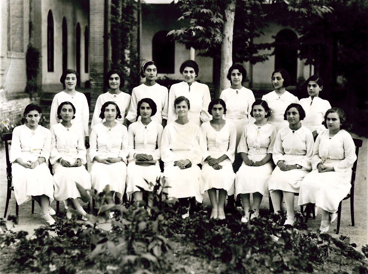 مدرسه عالی اناثیه آمریکایی